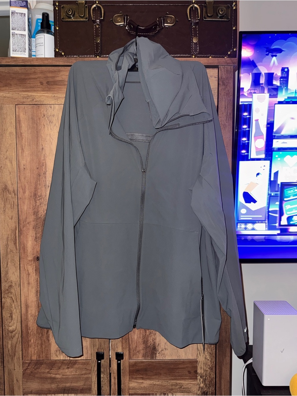 Lululemon Lightweight Gray Hooded Zip-Up Jacket